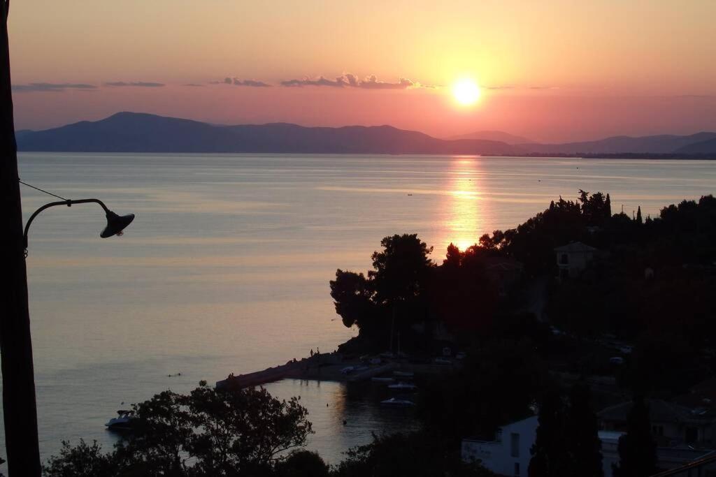 ¨Με Θέα Το Ηλιοβασίλεμα¨ Villa Afissos Exterior photo